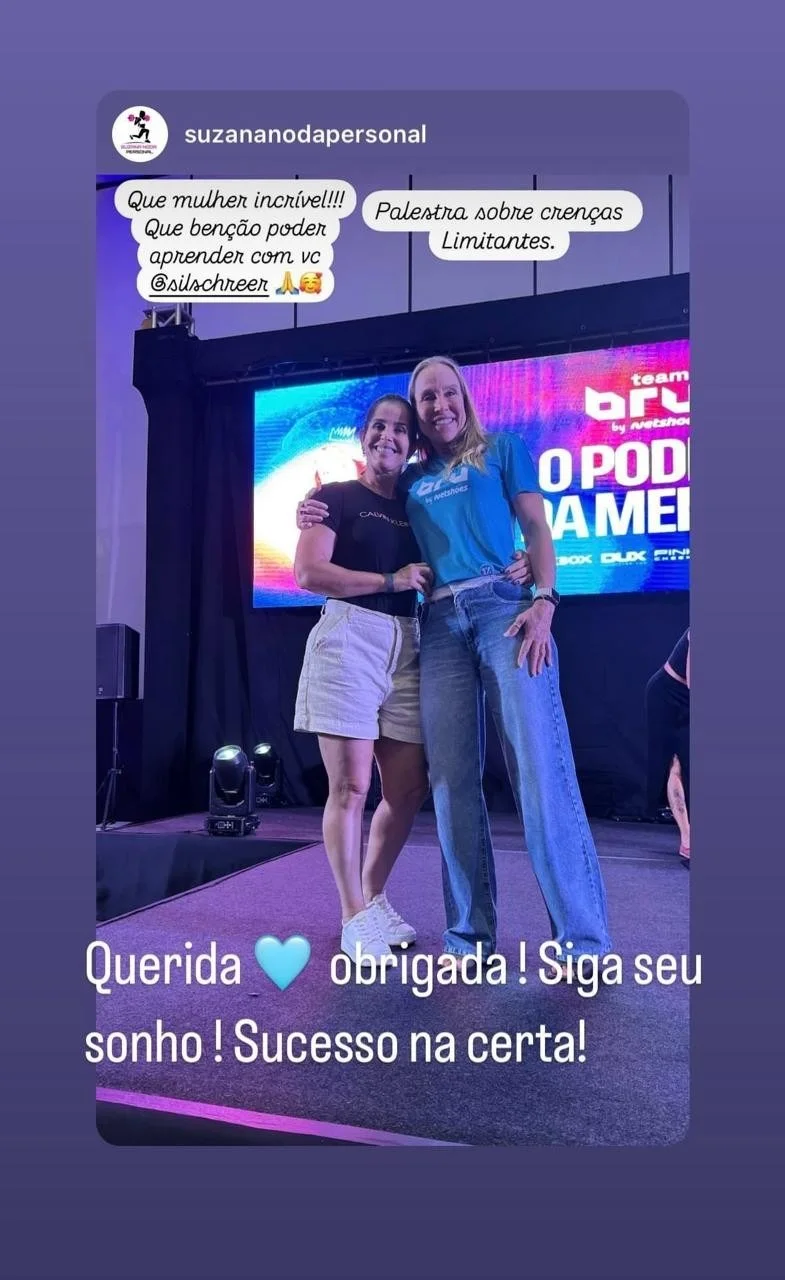 Silvia com participante no evento Team Bru